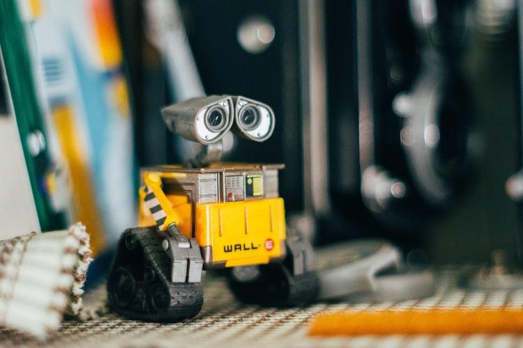 6 Common Applications of Robots In the Automotive Industry 6 Common Applications of Robots In the Automotive Industry
