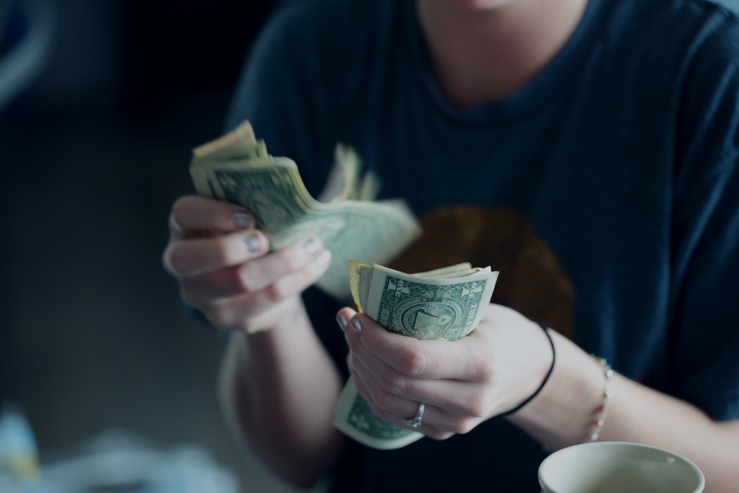 7 Practical and Effective Ways to Save Money 7 Practical and Effective Ways to Save Money