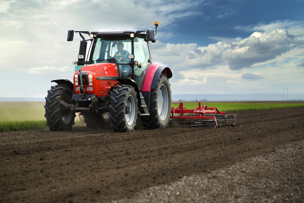 Buying a used farm tractor? Use the following tips to inspect