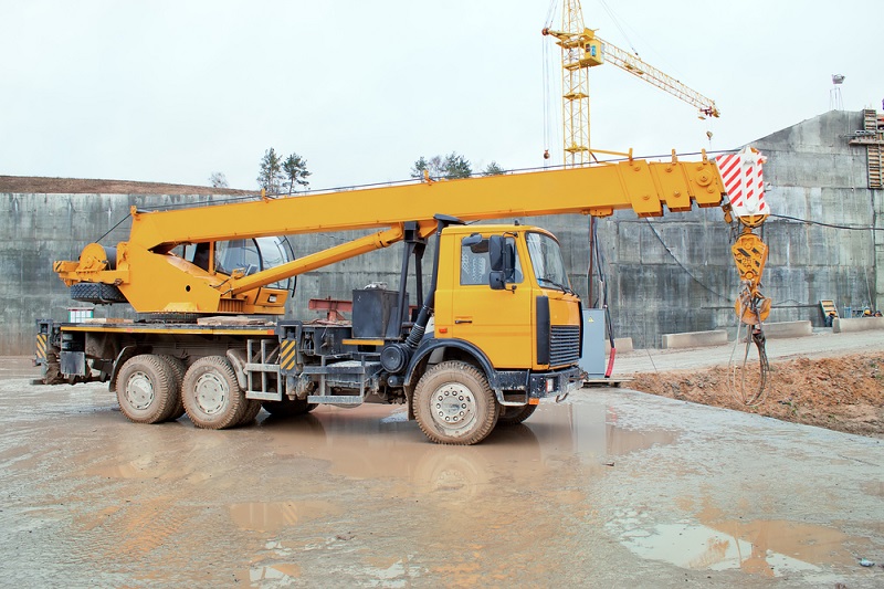 Questions to Ask Before You Choose Mobile Crane Hire Services