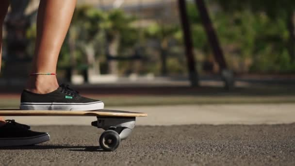 TIPS FOR CHOOSING THE RIGHT SKATEBOARDS FOR CRUISING